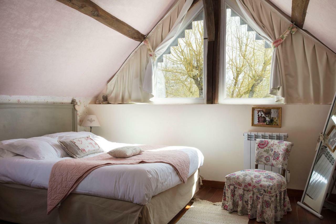 Maison D'Hotes A L'Ombre Bleue Mittainville Kültér fotó