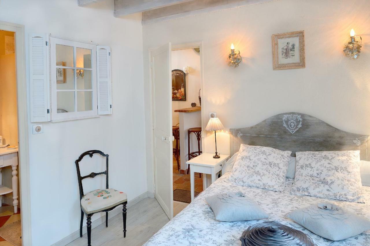 Maison D'Hotes A L'Ombre Bleue Mittainville Kültér fotó