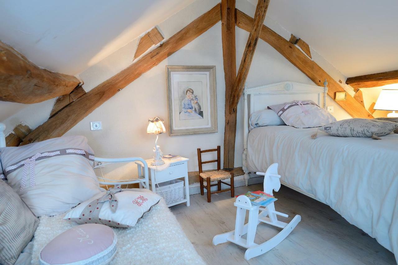 Maison D'Hotes A L'Ombre Bleue Mittainville Kültér fotó